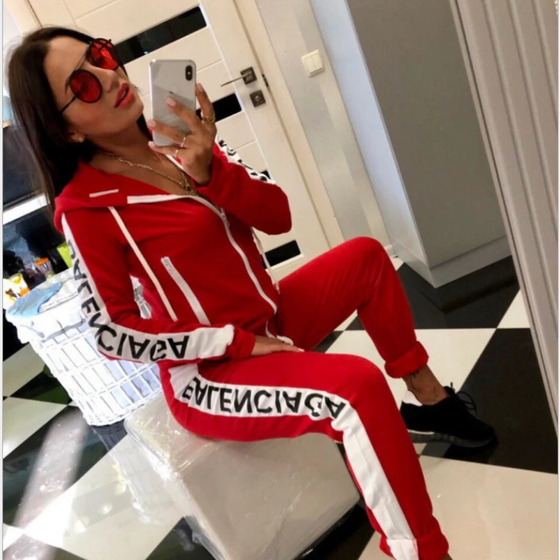 2Pcs Set Women Sport Tracksuit Zipper Hoodies Sweatshirt Pants Set Jogger Sport Wear Ladies Casual Sweat Autumn Streetwear Suit 
2Pcs Set Women Sport Tracksuit Zipper Hoodies Sweatshirt Pants Set Jogger Sport Wear Ladies Casual Sweat Autumn Streetwear Suit