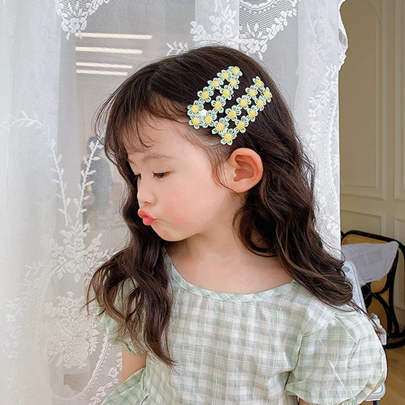 

New Wholesale Fancy Fabric Candy Hollowout Flower Color Hair Clips Grips Accessories For Kids Girls