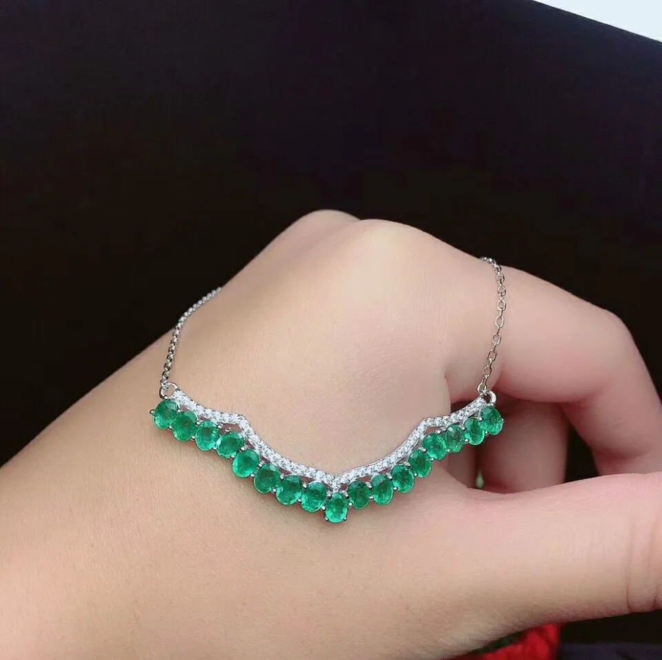 Luxury Natural Emerald Chain Pendant High-end Necklace 925 Pure Silver Fine Jewelry for Women Party Gift Natural Gemstone Cert.
Luxury Natural Emerald Chain Pendant High-end Necklace 925 Pure Silver Fine Jewelry for Women Party Gift Natural Gemstone Cert.