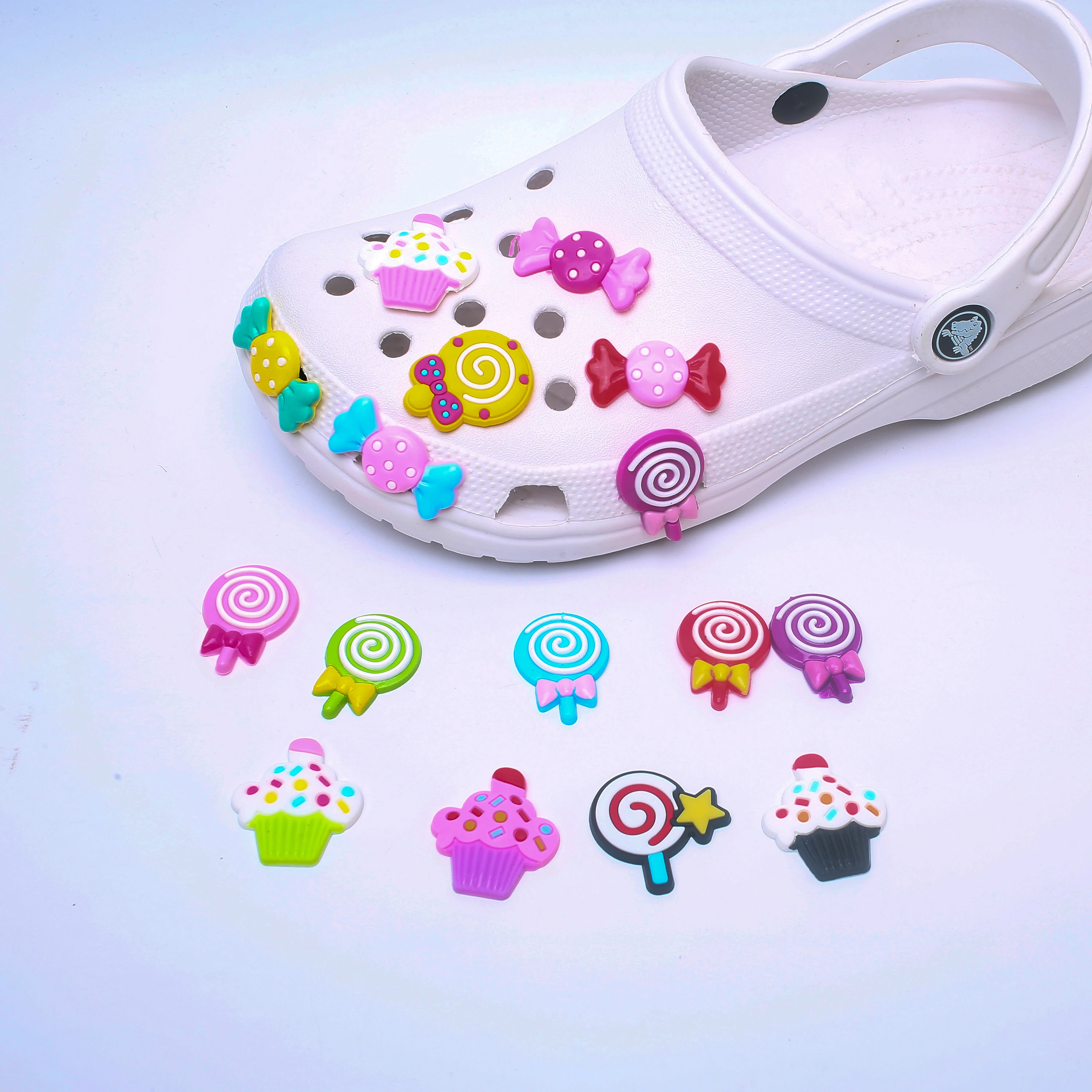 1pc Candy Ice Cream Cakes PVC Shoe Charms,Shoe Buckles Accessories Fit Bands Bracelets Croc JIBZ,Kids Party X-mas Gifts
1pc Candy Ice Cream Cakes PVC Shoe Charms,Shoe Buckles Accessories Fit Bands Bracelets Croc JIBZ,Kids Party X-mas Gifts