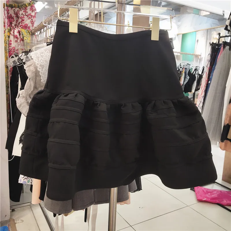 High waist fluffy flower bud skirt sweet and playful pleated umbrella skirt design elegant and lovely lace
High waist fluffy flower bud skirt sweet and playful pleated umbrella skirt design elegant and lovely lace