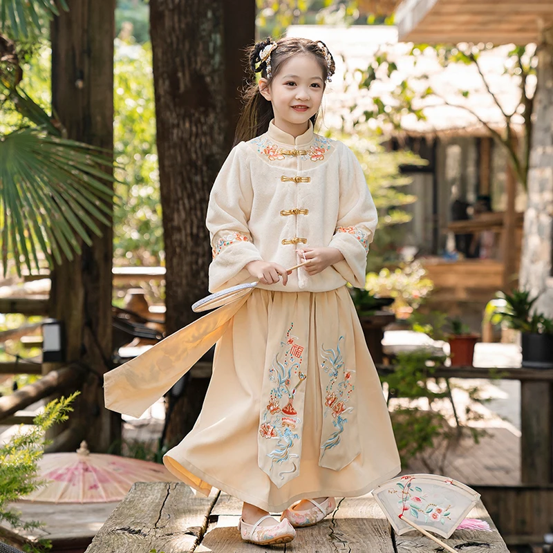 Традиционные китайские костюмы Hanfu для девочек, старинный ретро костюм Тан, новый год, Ципао для танцев кимоно, одежда для малышей
Традиционные китайские костюмы Hanfu для девочек, старинный ретро костюм Тан, новый год, Ципао для танцев кимоно, одежда для малышей