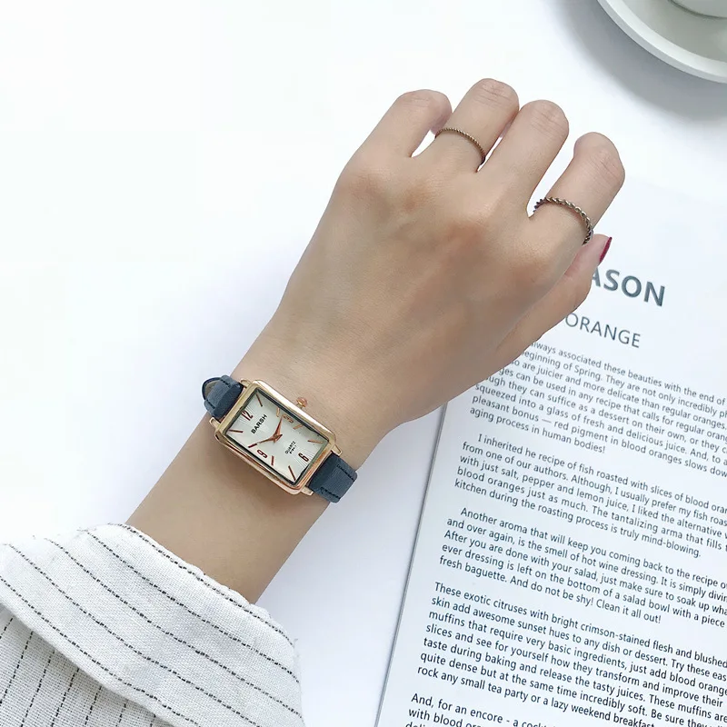 Classic Simple Rectangle Vintage Leather Women Watches 2019 Fashion Casual Ladies Quartz Wristwatches Qualities Woman Clock
Classic Simple Rectangle Vintage Leather Women Watches 2019 Fashion Casual Ladies Quartz Wristwatches Qualities Woman Clock