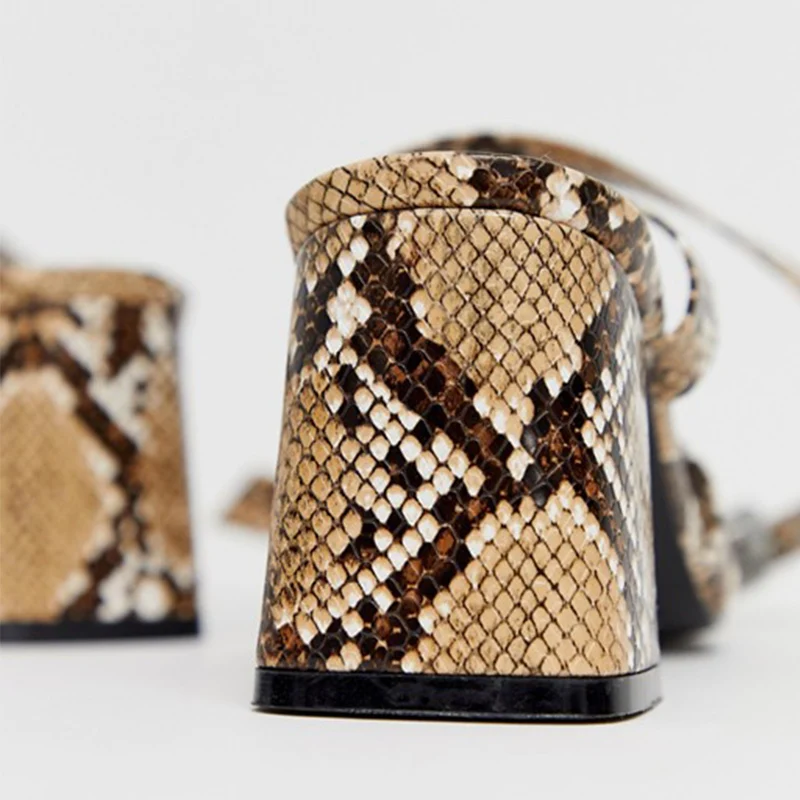 Snake Prints High Chunky Heels Women Sandals Open Toe Cross Strap Large Size 12 16 Ladies Summer Fashion Matue Sexy Shoes FSJ
Snake Prints High Chunky Heels Women Sandals Open Toe Cross Strap Large Size 12 16 Ladies Summer Fashion Matue Sexy Shoes FSJ