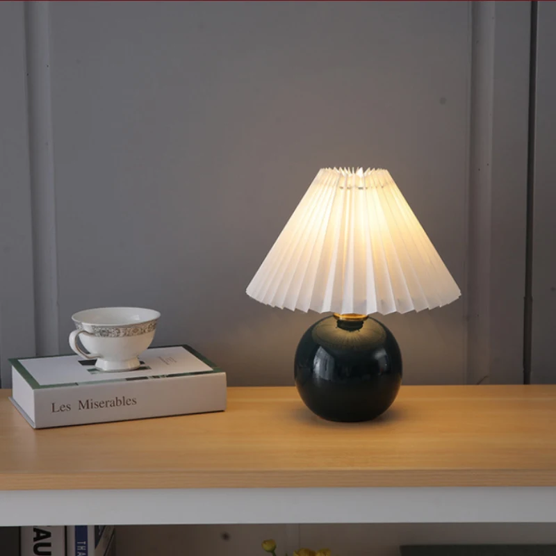 Led Night Light Usb Bedroom Bedside Lamp Decoration for Home Table Lamp Creative Nordic Retro Pleated Gift Desk Lamp
Led Night Light Usb Bedroom Bedside Lamp Decoration for Home Table Lamp Creative Nordic Retro Pleated Gift Desk Lamp