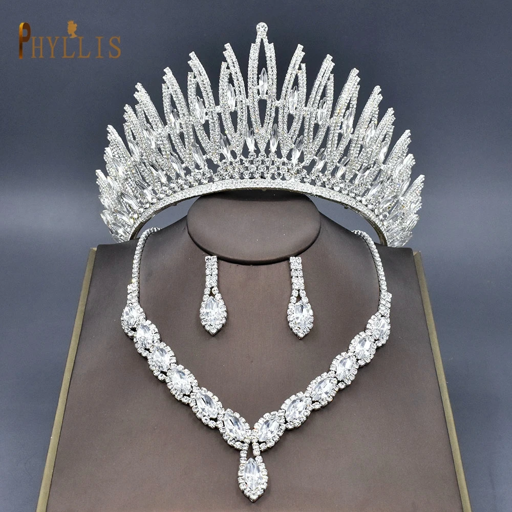 A281 Gorgeous Crystal Bridal Jewelry Sets Rhinestone Tiaras Crown Earring Necklace Set African Bead Wedding Dubai Jewelry Set
A281 Gorgeous Crystal Bridal Jewelry Sets Rhinestone Tiaras Crown Earring Necklace Set African Bead Wedding Dubai Jewelry Set
