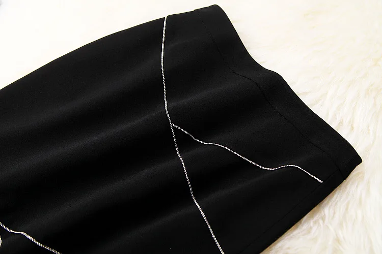 New European and American women's dresses for spring 2020 Short sleeved T-shirt diamond inserts Fishtail skirt buttocks suit
New European and American women's dresses for spring 2020 Short sleeved T-shirt diamond inserts Fishtail skirt buttocks suit