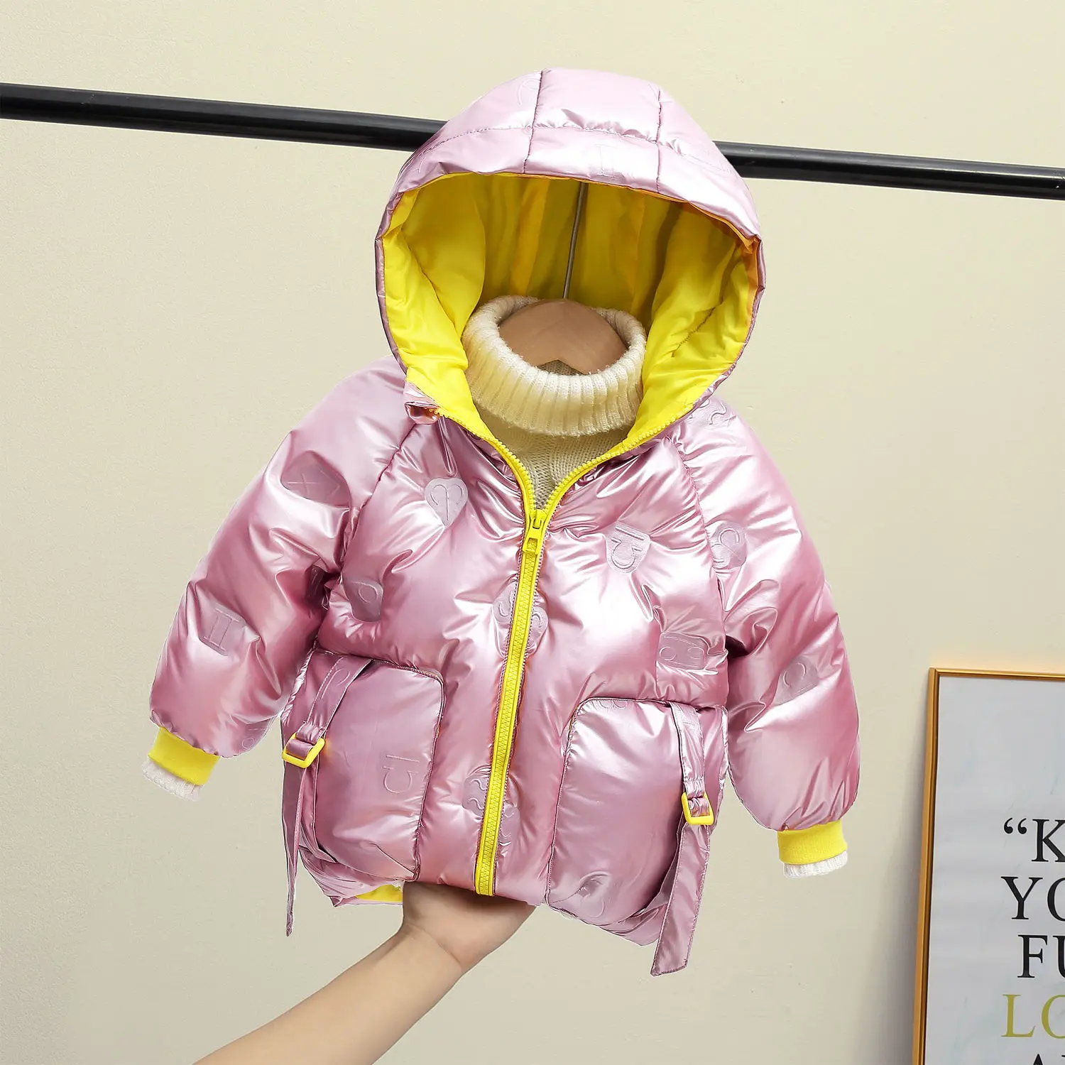 2021 Winter Girls Down Jacket Children's Jacket Boys Shiny Coat Hooded Kid's Clothing Jacket Baby Outdoor Waterproof Keep Warm
2021 Winter Girls Down Jacket Children's Jacket Boys Shiny Coat Hooded Kid's Clothing Jacket Baby Outdoor Waterproof Keep Warm