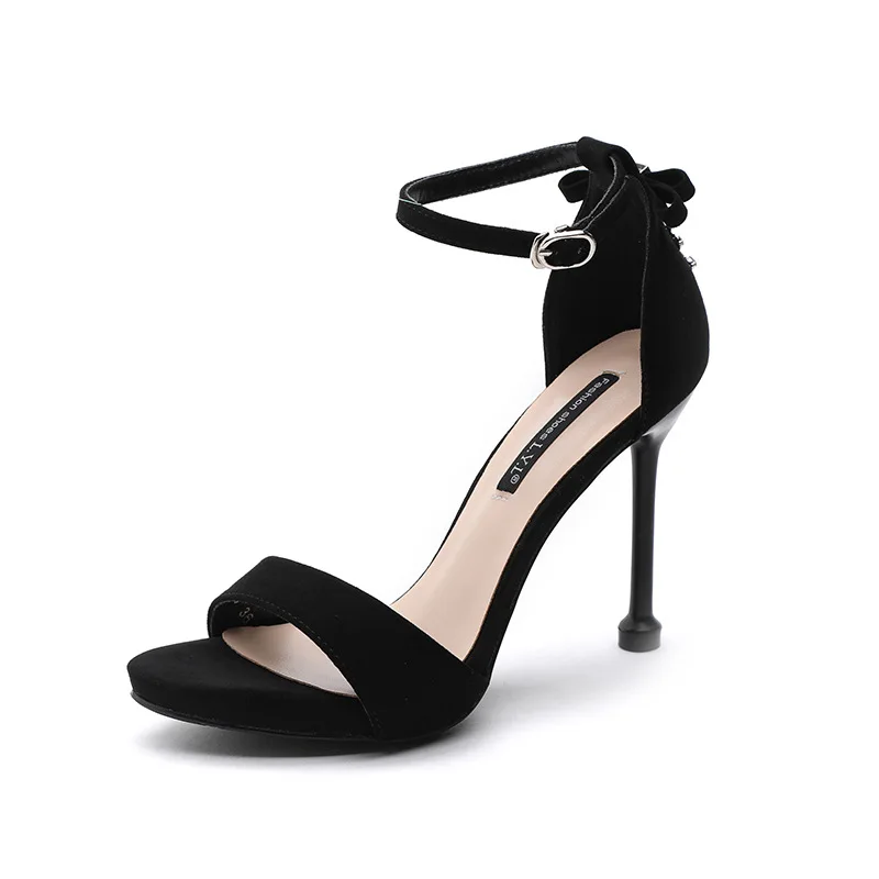 2020 summer women's thin heel sandals super high heel back hanging drill bag heel buckle Suede Black High Heel Sandals
2020 summer women's thin heel sandals super high heel back hanging drill bag heel buckle Suede Black High Heel Sandals