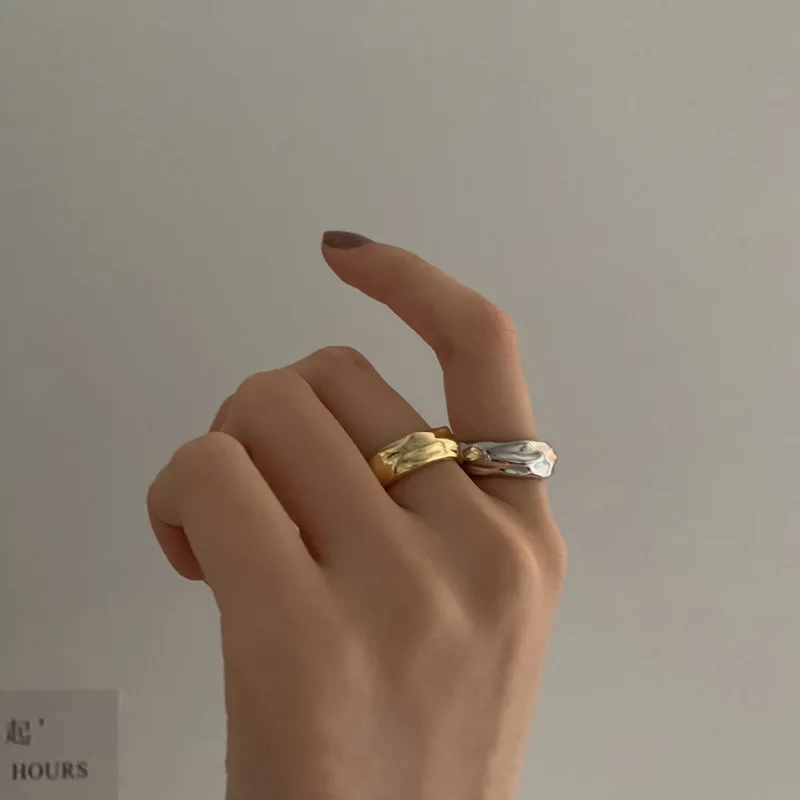 Женское и мужское кольцо с текстурой, серебро 925 пробы
Женское и мужское кольцо с текстурой, серебро 925 пробы