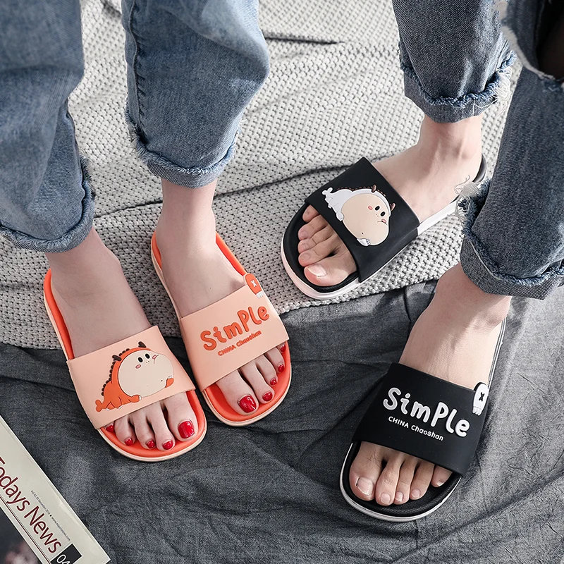 Summer Home Men'S Slippers Simple Black And White Couple Shoes Non-Slip Bathroom Slippers Flip-Flops Indoor Thick-Soled Slippers
Summer Home Men'S Slippers Simple Black And White Couple Shoes Non-Slip Bathroom Slippers Flip-Flops Indoor Thick-Soled Slippers