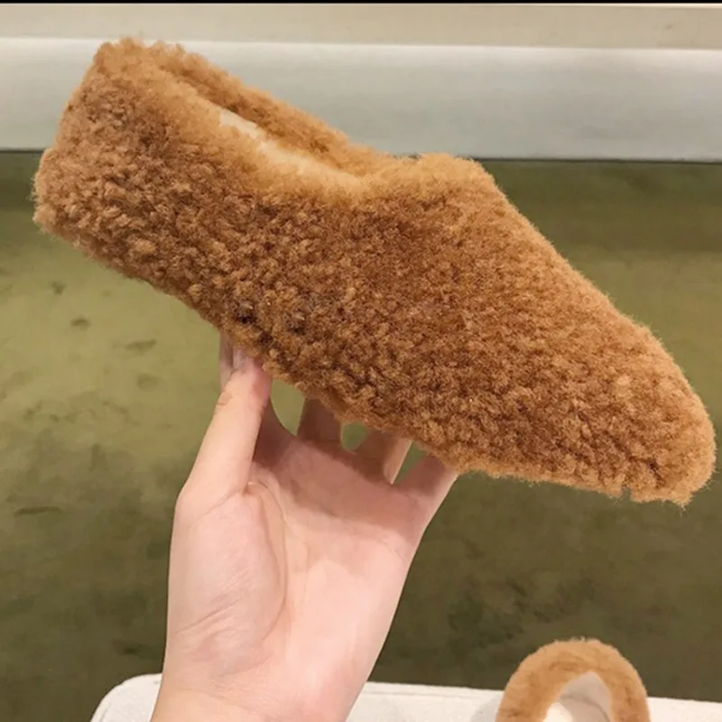 Size 35-43 Fashion Curly Hair Real Wool Keep Warm Winter Snow Shoes Comfortable Outdoor Women Flats Girls Flat Heel Shoes
Size 35-43 Fashion Curly Hair Real Wool Keep Warm Winter Snow Shoes Comfortable Outdoor Women Flats Girls Flat Heel Shoes