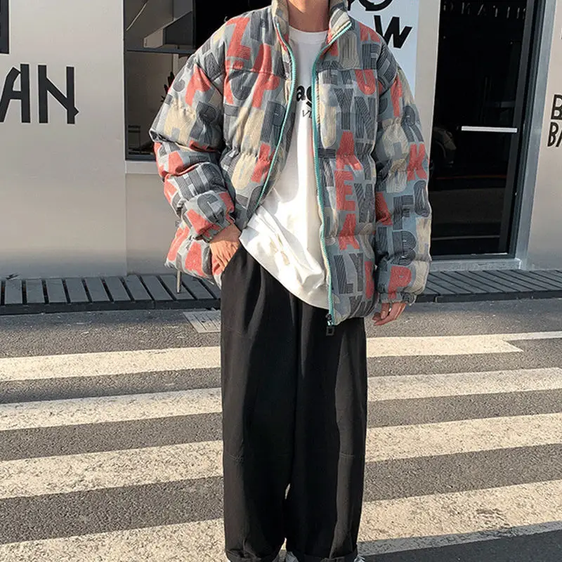 Men's Cotton Padded Clothes 2021 New Fashion Brand Japanese Retro Cool Thickened Loose Print Student Bread Winter Coat 
Men's Cotton Padded Clothes 2021 New Fashion Brand Japanese Retro Cool Thickened Loose Print Student Bread Winter Coat
