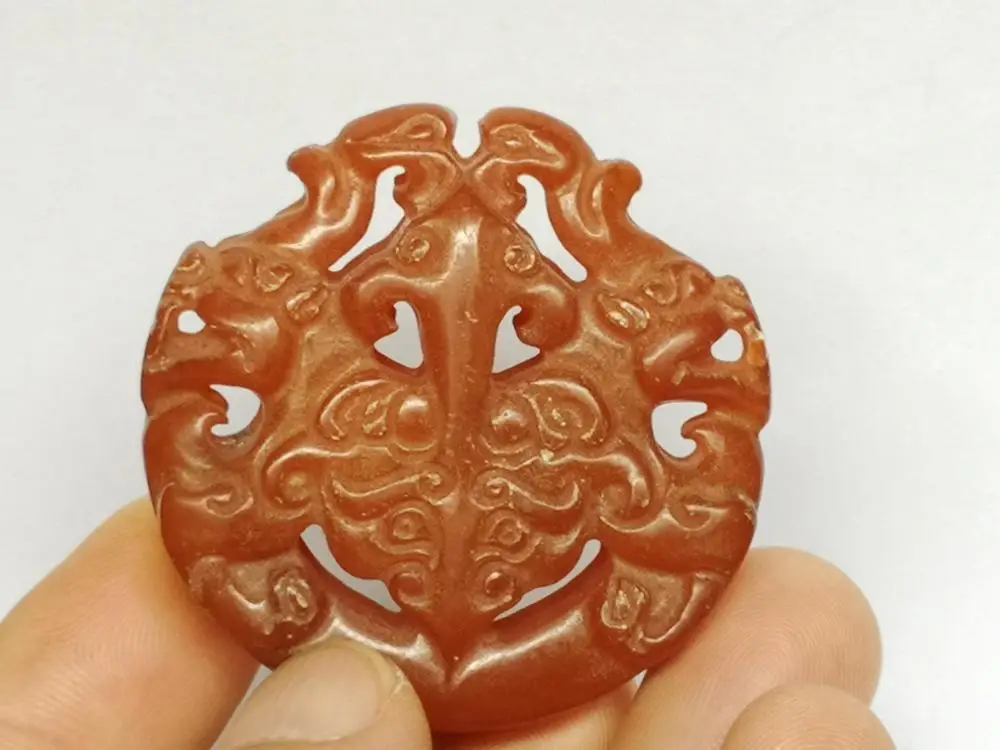 YIZHU CULTUER ART Collection Old Chinese Jade Hand Carving Auspicious Two Beast Amulet Pendant
YIZHU CULTUER ART Collection Old Chinese Jade Hand Carving Auspicious Two Beast Amulet Pendant