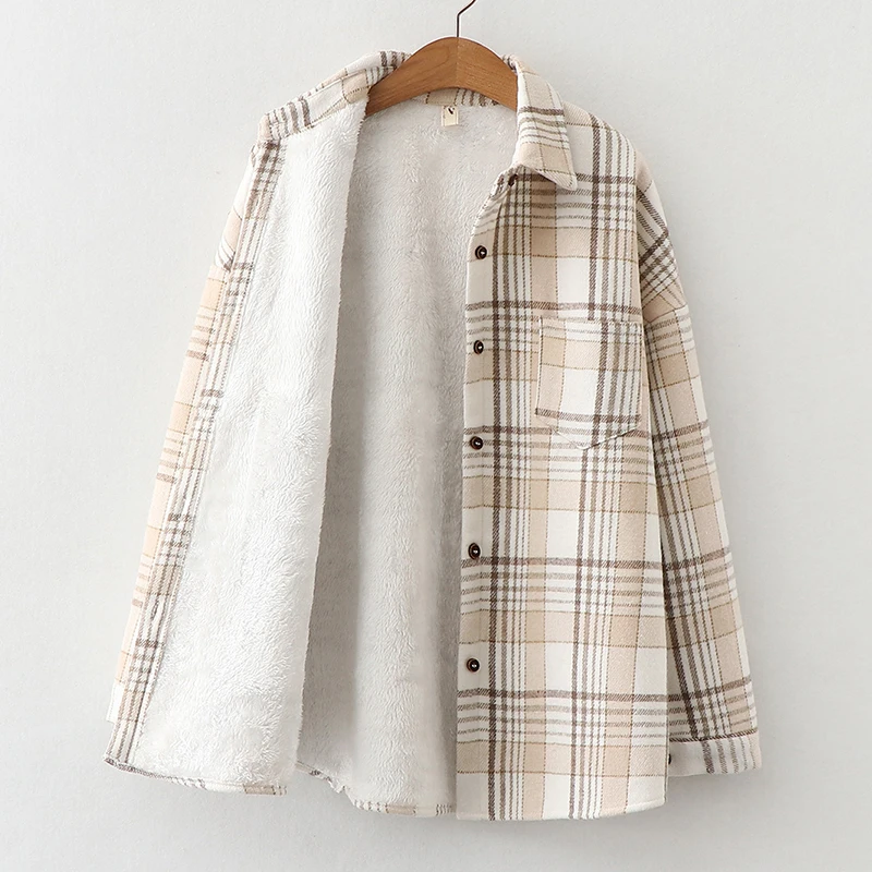 Women Thicken Plaid Jacket Autumn Winter Velvet Shirts Loose Single Breasted Long Sleeved Tops Korean Vintage Warm Outerwear
Women Thicken Plaid Jacket Autumn Winter Velvet Shirts Loose Single Breasted Long Sleeved Tops Korean Vintage Warm Outerwear