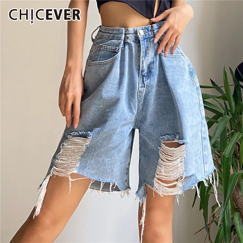Повседневные Прямые джинсовые шорты CHICEVER для женщин с высокой талией с дырками Лоскутные с кисточками свободные женские короткие модные шо...
Повседневные Прямые джинсовые шорты CHICEVER для женщин с высокой талией с дырками Лоскутные с кисточками свободные женские короткие модные шо...