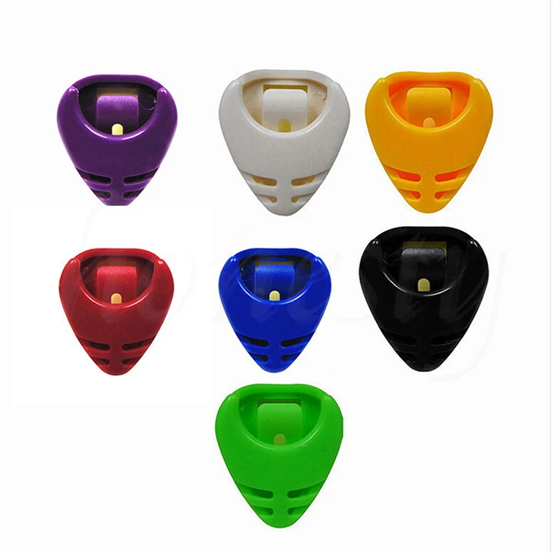 5Pcs hot small beautiful box Portable guitar pick Heart-shaped high quality plastic material Guitar Accessories guitar picks box
5Pcs hot small beautiful box Portable guitar pick Heart-shaped high quality plastic material Guitar Accessories guitar picks box