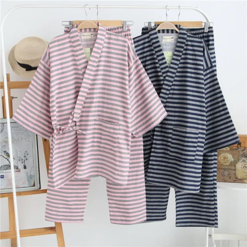 Japanese Pajamas Sets Kimono Yukata Robes Suits Striped Cotton Suits Japan Style Couples Dress Sleepwear Bathrobe Leisure Lovers
Japanese Pajamas Sets Kimono Yukata Robes Suits Striped Cotton Suits Japan Style Couples Dress Sleepwear Bathrobe Leisure Lovers