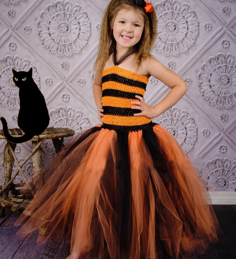 Girls Orang Black Tutu Dress Kids Crochet Tulle Strap Dress Ball Gown with Flower Hairbow Children Halloween Party Costume Dress
Girls Orang Black Tutu Dress Kids Crochet Tulle Strap Dress Ball Gown with Flower Hairbow Children Halloween Party Costume Dress
