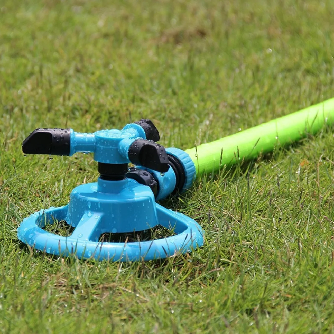 360 Degree Automatic Garden Sprinklers Watering Grass Lawn Rotary Nozzle Rotating Water Sprinkler System Garden Supplies
360 Degree Automatic Garden Sprinklers Watering Grass Lawn Rotary Nozzle Rotating Water Sprinkler System Garden Supplies