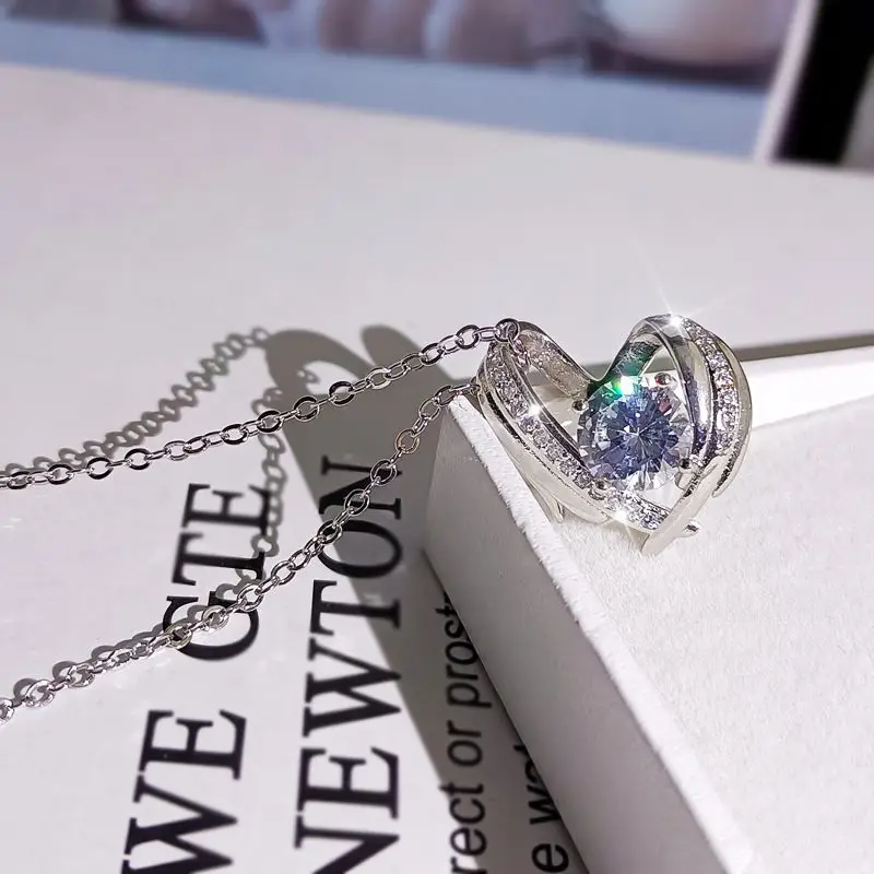 New Design Tiny Line Heart Clavicle Chain Pendant Unique Necklace for Women 925 Silver AAAA CZ Bling Necklace Fine Jewelry
New Design Tiny Line Heart Clavicle Chain Pendant Unique Necklace for Women 925 Silver AAAA CZ Bling Necklace Fine Jewelry