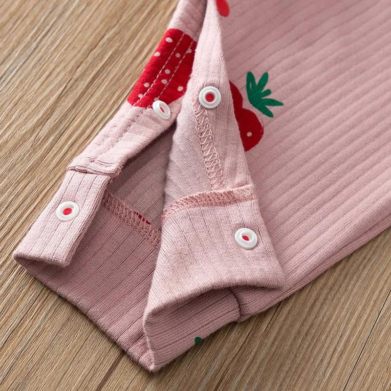 Baby Girls Autumn Strawberry Print Jumpsuit Infant Newborn Cotton Long Sleeve romper Romper
Baby Girls Autumn Strawberry Print Jumpsuit Infant Newborn Cotton Long Sleeve romper Romper
