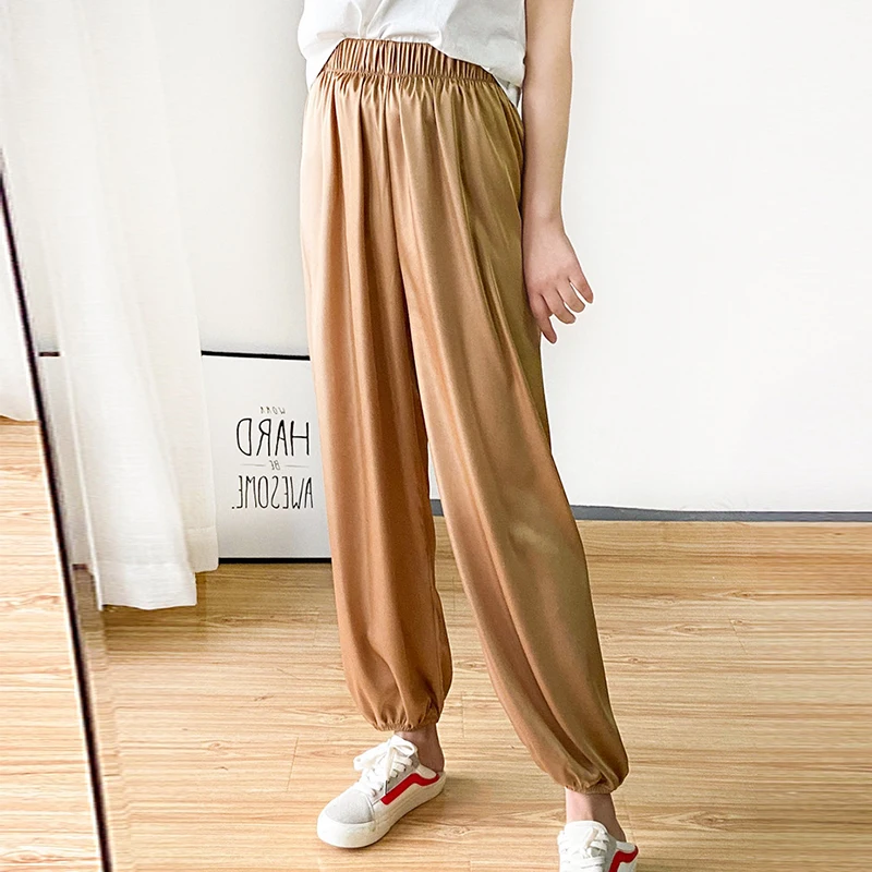 High waist loose satin leggings Sport women fitness activewear running sport pants Workout female training jogging yoga pants
High waist loose satin leggings Sport women fitness activewear running sport pants Workout female training jogging yoga pants