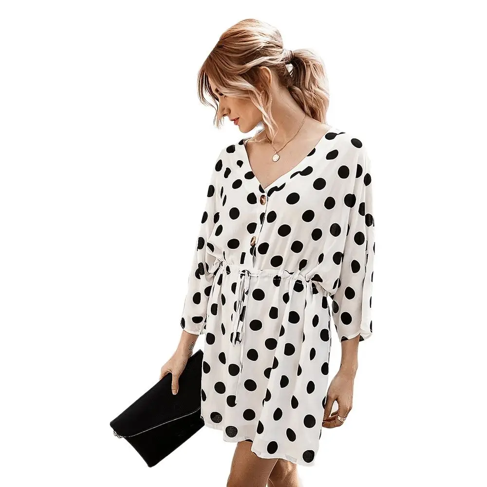 Women's Big Wave Point Dress Summer New V-Neck Sexy Skirt
Women's Big Wave Point Dress Summer New V-Neck Sexy Skirt