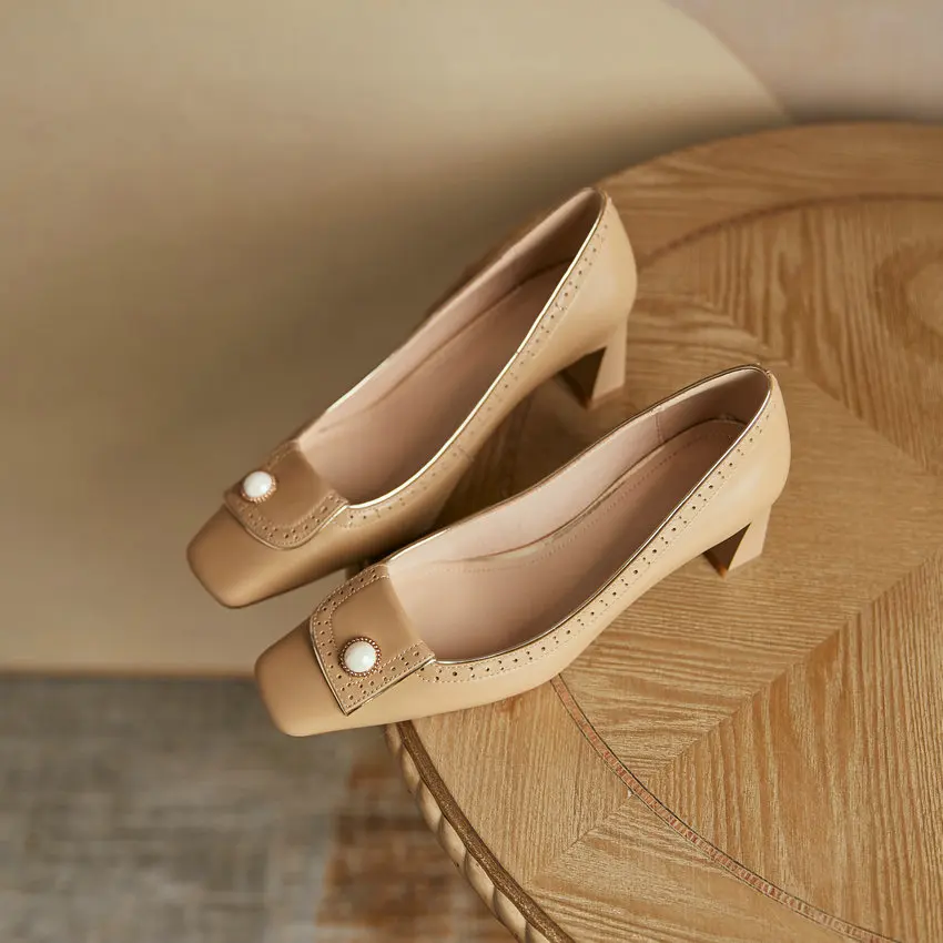 QUTAA 2021 Square Toe Elegant Female Pumps Spring Autumn Retro Square High Heels Genuine Leather Slip On Women Shoes Size 34-40
QUTAA 2021 Square Toe Elegant Female Pumps Spring Autumn Retro Square High Heels Genuine Leather Slip On Women Shoes Size 34-40