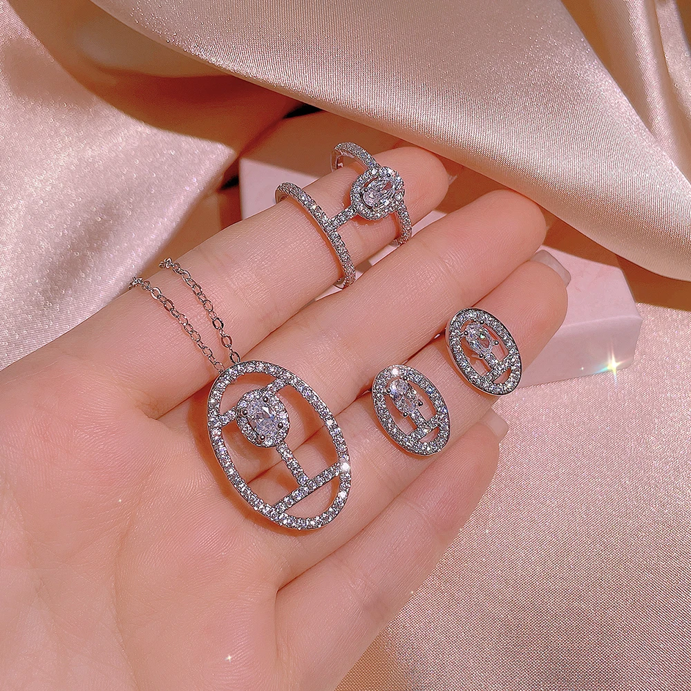 925 Women's Three-piece Fashion Oval Shape Geometric Earrings Necklace Ring AAAA Shiny Zircon Bridal Jewelry Set
925 Women's Three-piece Fashion Oval Shape Geometric Earrings Necklace Ring AAAA Shiny Zircon Bridal Jewelry Set