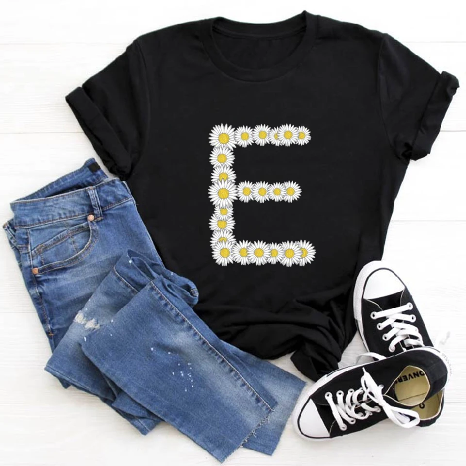 26 English Alphabet Daisy Flower t shirt women print harajuku shirt T-shirt Summer casual short sleeve Fashion Tops Tee 2020
26 English Alphabet Daisy Flower t shirt women print harajuku shirt T-shirt Summer casual short sleeve Fashion Tops Tee 2020