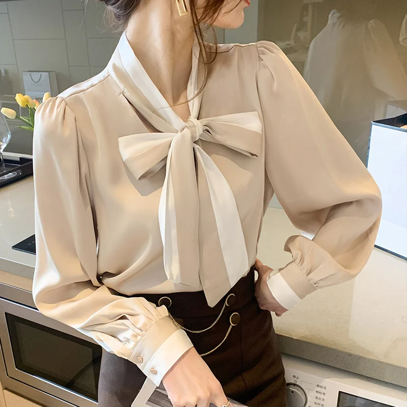 2021 Autumn New Korean Style Contrast Color Bow Lace-up Long Sleeve Shirt Women's Top Inner Wear Autumn and Winter 
2021 Autumn New Korean Style Contrast Color Bow Lace-up Long Sleeve Shirt Women's Top Inner Wear Autumn and Winter