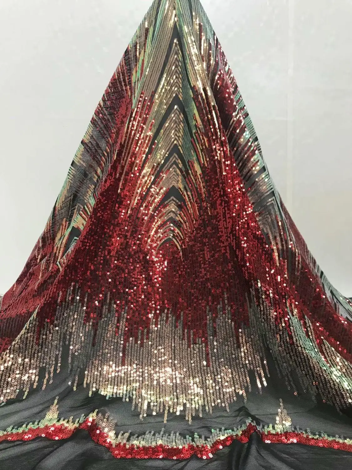 Latest African Lace Fabric High Quality French Net Embroidery Sequins Tulle Lace Fabric For Nigerian Party YDDE172
Latest African Lace Fabric High Quality French Net Embroidery Sequins Tulle Lace Fabric For Nigerian Party YDDE172