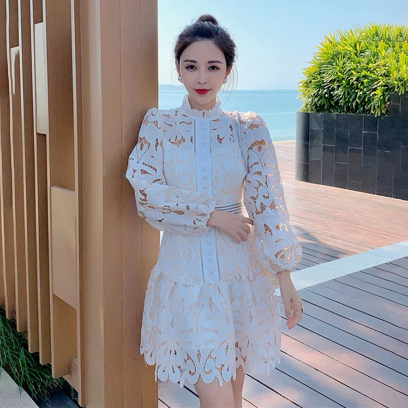 Autumn Winter Lace Dress Long Sleeve Court A-Line Patchwork Belt French Ladies Hollow Out Retro Party Dress Stand Collar A170 
Autumn Winter Lace Dress Long Sleeve Court A-Line Patchwork Belt French Ladies Hollow Out Retro Party Dress Stand Collar A170