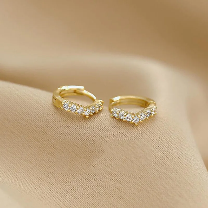 Rhinestone Ear Rings Piercing Round Earbone Ring Small Hoop Earrings Jewelry Women Small Ear Rings Steampunk Accessories
Rhinestone Ear Rings Piercing Round Earbone Ring Small Hoop Earrings Jewelry Women Small Ear Rings Steampunk Accessories