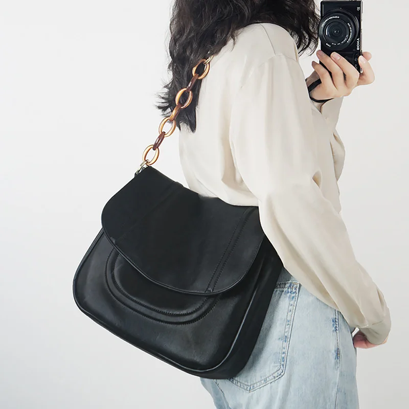 Bag women's bag new 2021 Messenger Shoulder Bag Korean underarm bag chain capacity tote bags
Bag women's bag new 2021 Messenger Shoulder Bag Korean underarm bag chain capacity tote bags