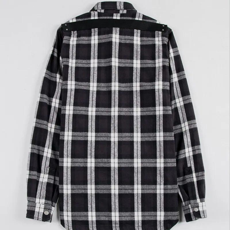 Harajuku Autumn Mens Long Sleeve Cotton Shirt Fashion Loose Fit Classic Black White Plaid Shirts Male Lapel Button Casual Tops
Harajuku Autumn Mens Long Sleeve Cotton Shirt Fashion Loose Fit Classic Black White Plaid Shirts Male Lapel Button Casual Tops