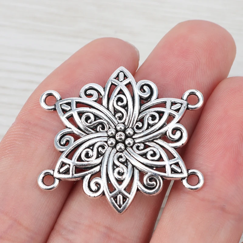 15 x Filigree Flower Charms Pendants Connectors For Necklace Bracelet Jewelry Making Finding 33x30mm
15 x Filigree Flower Charms Pendants Connectors For Necklace Bracelet Jewelry Making Finding 33x30mm