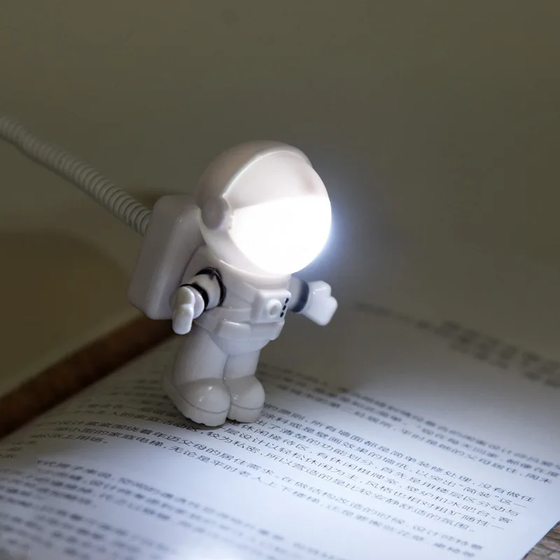 W&G Kawaii Night Light USB Plug-in Astronaut Spaceship Home Bedside Table Lamp Atmosphere Light Creative Mini Light
W&G Kawaii Night Light USB Plug-in Astronaut Spaceship Home Bedside Table Lamp Atmosphere Light Creative Mini Light