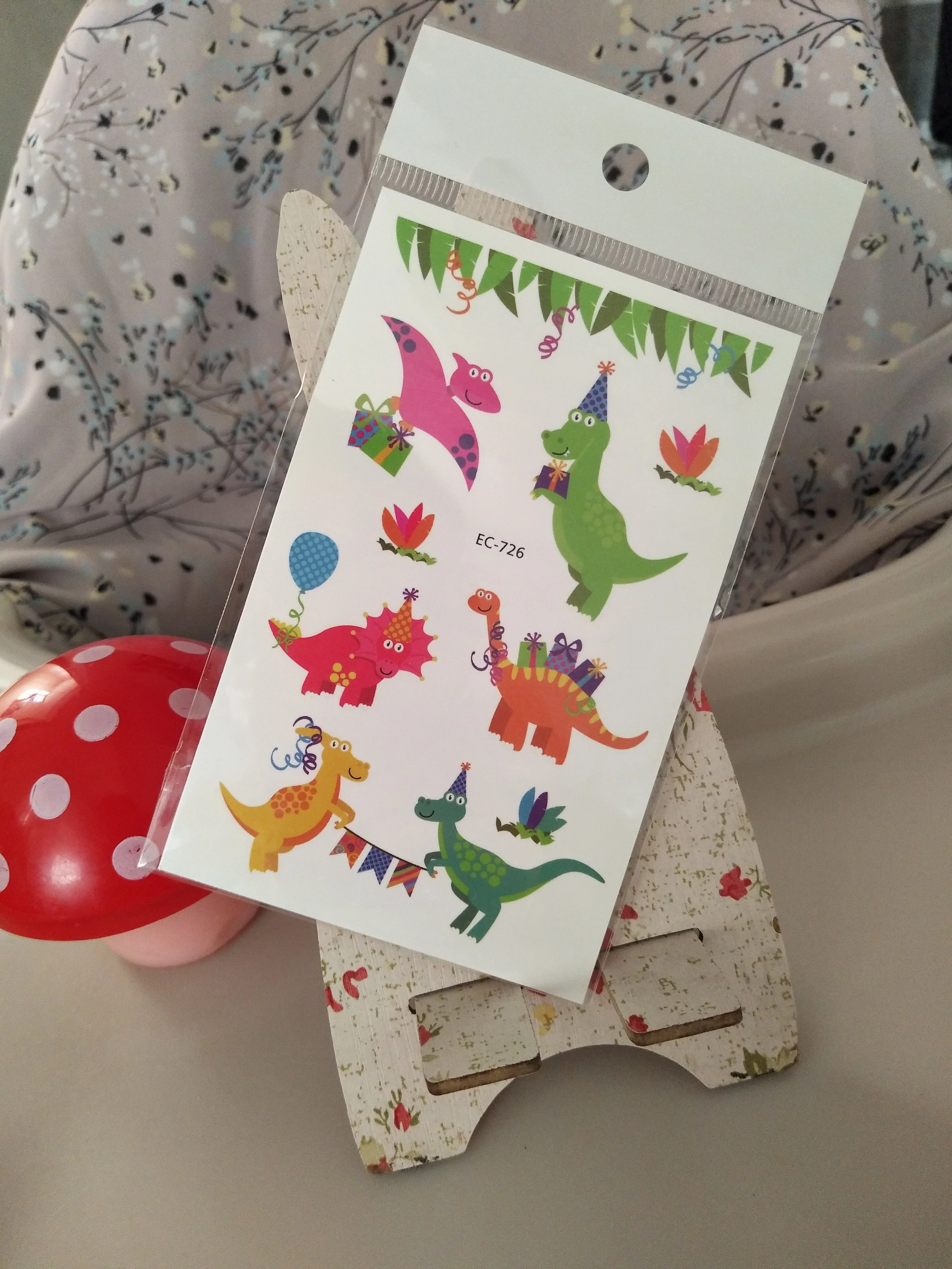 Dinosaur Anime Dance Temporary Tattoos Cartoon Kids Boy Fake Tattoo Sticker Waterproof Tatto Art Tatoo Hand Arm For Child Boy
Dinosaur Anime Dance Temporary Tattoos Cartoon Kids Boy Fake Tattoo Sticker Waterproof Tatto Art Tatoo Hand Arm For Child Boy