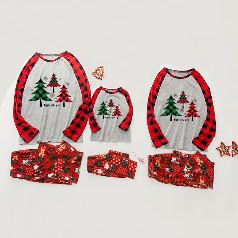 2020 New Xmas Family Matching Outfits Christmas Pajamas Set Parents Kids Casual Tree Print Baby Mom Family Look Pijamas Sets
2020 New Xmas Family Matching Outfits Christmas Pajamas Set Parents Kids Casual Tree Print Baby Mom Family Look Pijamas Sets