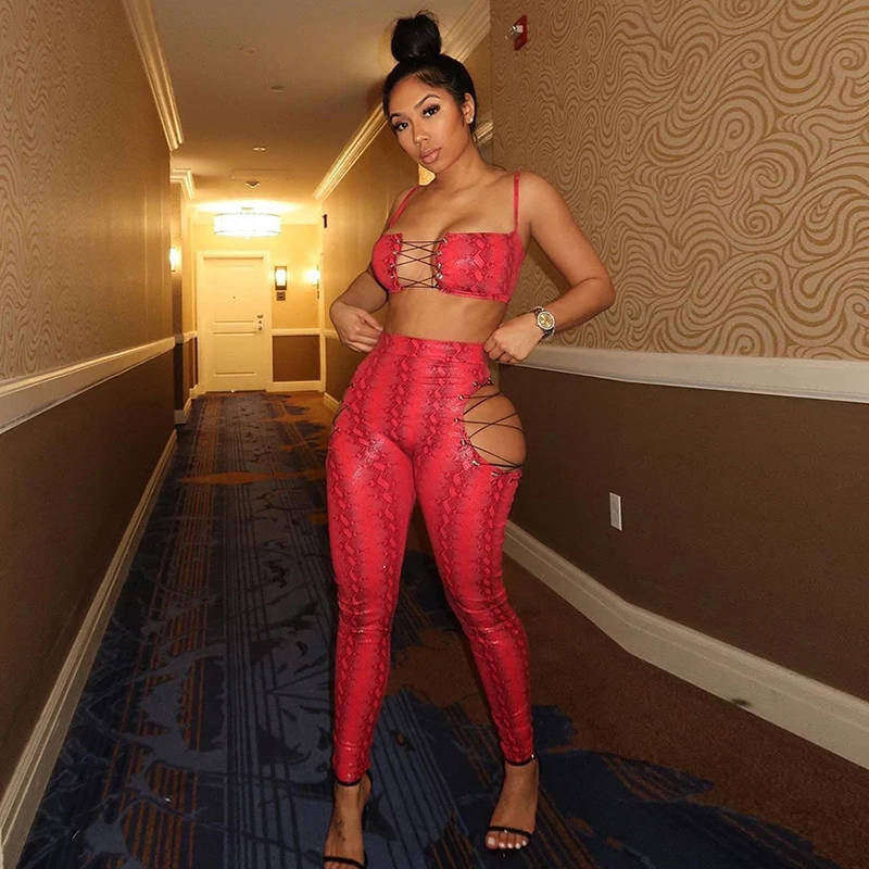 Hollow Out Printed Bandage Two Piece Set Women 2020 Sexy women's Top+High Waist Leggings Party Clubwear Matching Outfits Hot
Hollow Out Printed Bandage Two Piece Set Women 2020 Sexy women's Top+High Waist Leggings Party Clubwear Matching Outfits Hot