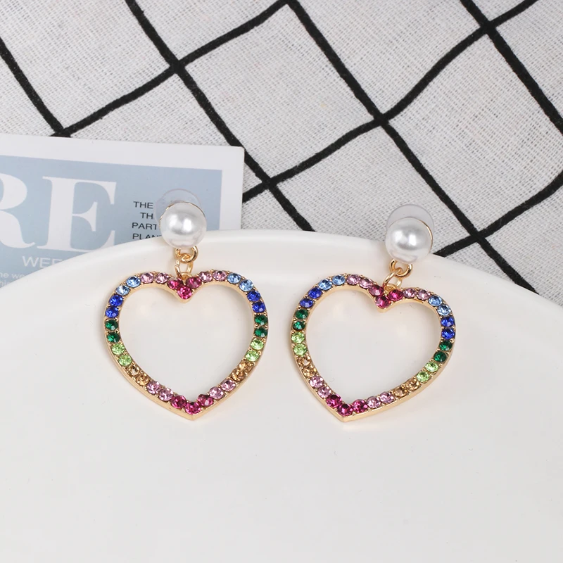Geometric Design Woman Heart Earrings AAA Crystal Colorful Zircon Big Pendant Earrings For Women 2021 Unique Fashion Ear Ring
Geometric Design Woman Heart Earrings AAA Crystal Colorful Zircon Big Pendant Earrings For Women 2021 Unique Fashion Ear Ring