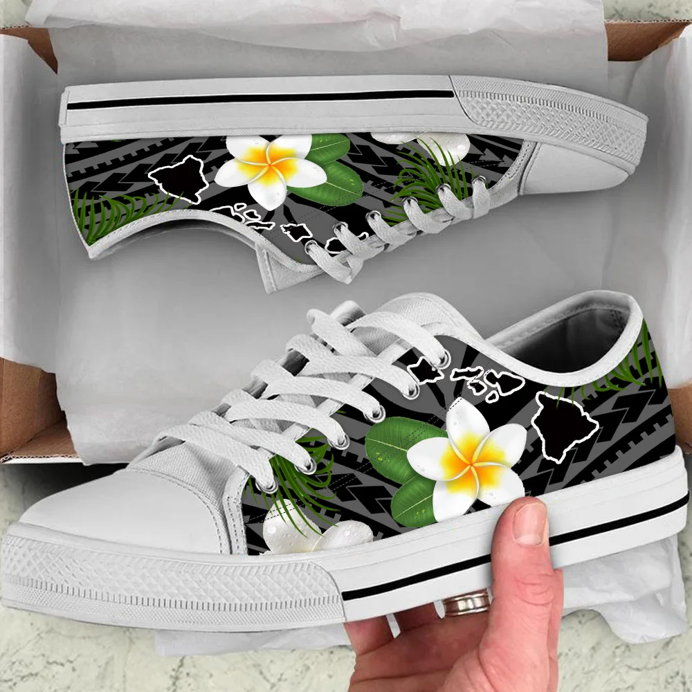 2021 New Polynesian Style Frangipani Print Low-Top White Canvas Casual Shoes
2021 New Polynesian Style Frangipani Print Low-Top White Canvas Casual Shoes
