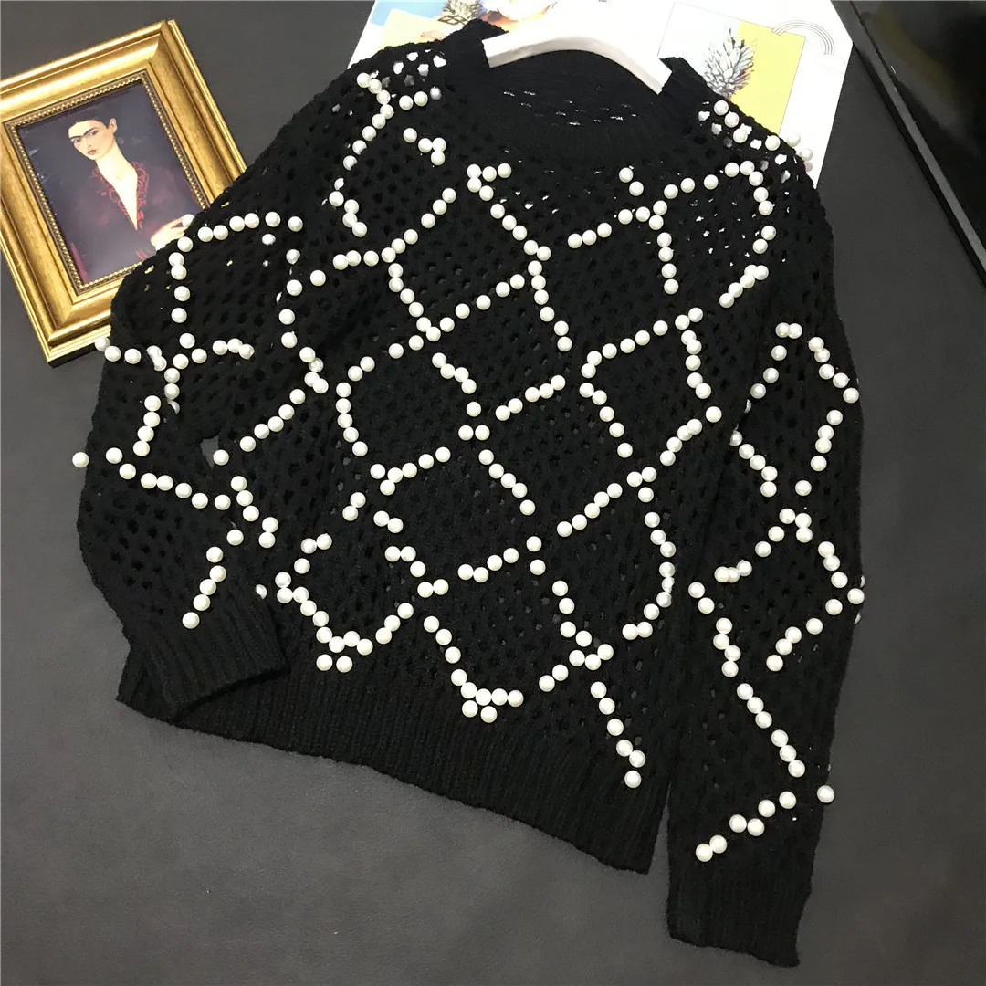 Thick thread mesh sweater women's 2020 early autumn new heavy beaded hollow black round neck sweater loose top
Thick thread mesh sweater women's 2020 early autumn new heavy beaded hollow black round neck sweater loose top
