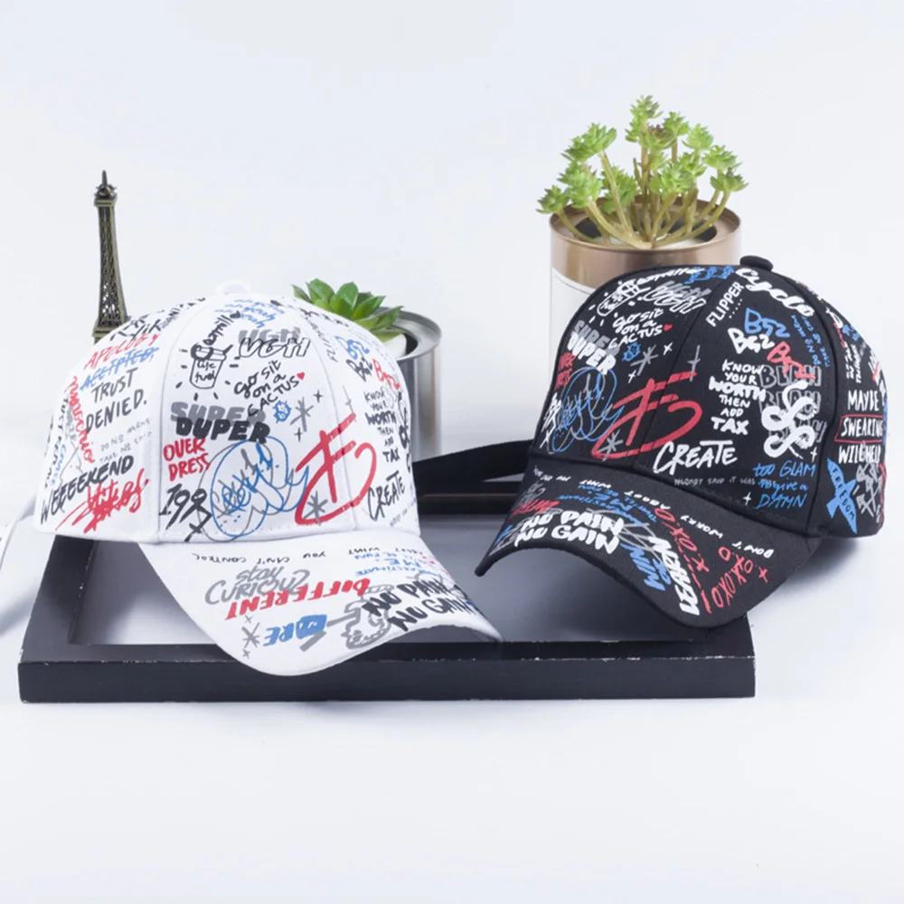 Женские и мужские шапки, новые, унисекс, регулируемые, черные, белые цвета, с принтом граффити, универсальные бейсболки для мужчин и женщин, ш... 
Женские и мужские шапки, новые, унисекс, регулируемые, черные, белые цвета, с принтом граффити, универсальные бейсболки для мужчин и женщин, ш...