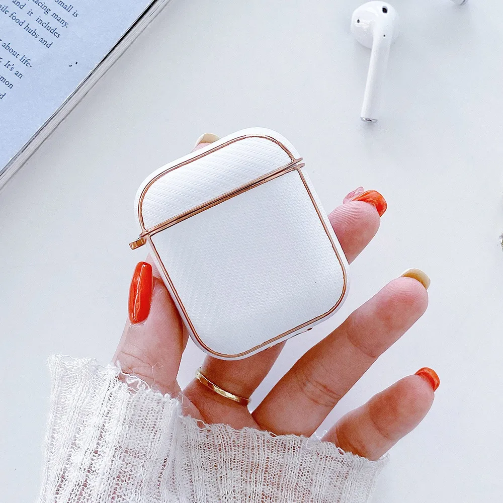 Деловой чехол для Airpods 2, кожаный чехол-наклейка для наушников из поликарбоната Apple Airpods 2 1, чехол для Apple Air pods 2 1, чехол-коробка
Деловой чехол для Airpods 2, кожаный чехол-наклейка для наушников из поликарбоната Apple Airpods 2 1, чехол для Apple Air pods 2 1, чехол-коробка