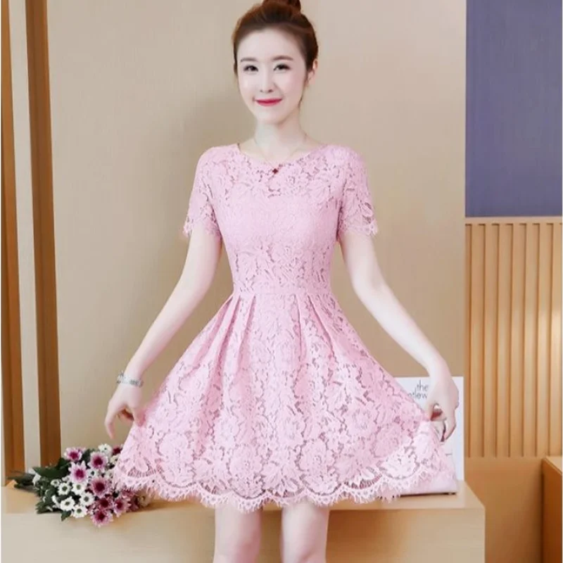 2021 spring and summer fashion new temperament short-sleeved lace dress Korean women's slim mid-length temperament casual dress
2021 spring and summer fashion new temperament short-sleeved lace dress Korean women's slim mid-length temperament casual dress