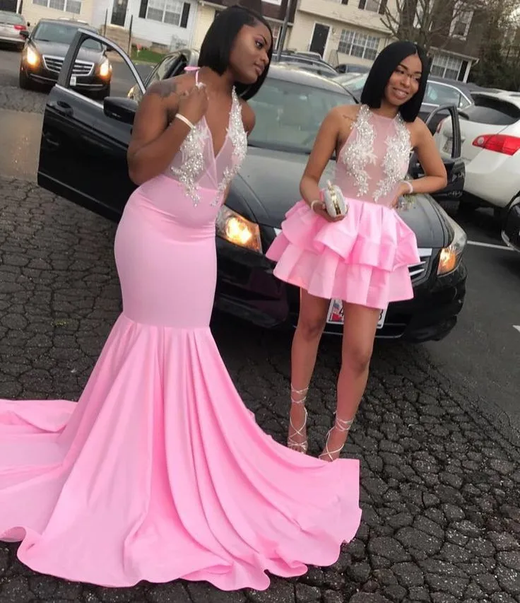 Sexy Pink Long Mermaid Prom Dresses New Sleeveless Halter Neck Sweep Strain Lace Applique Formal Evening Gowns Party Dress
Sexy Pink Long Mermaid Prom Dresses New Sleeveless Halter Neck Sweep Strain Lace Applique Formal Evening Gowns Party Dress