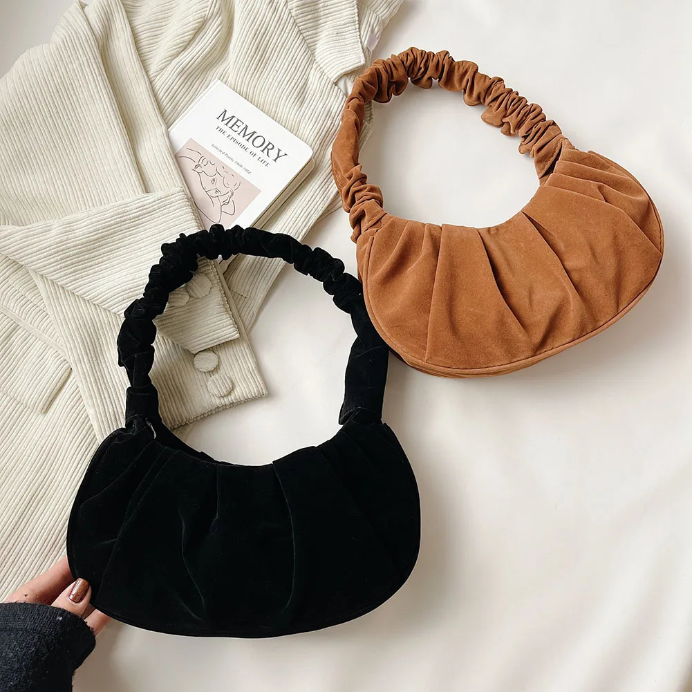 Fashion Lady Plush Fur Small Pleated Shoulder Underarm Bags Crescent Fluffy Clutch Solid Color Casual Shopping Armpit Bags
Fashion Lady Plush Fur Small Pleated Shoulder Underarm Bags Crescent Fluffy Clutch Solid Color Casual Shopping Armpit Bags